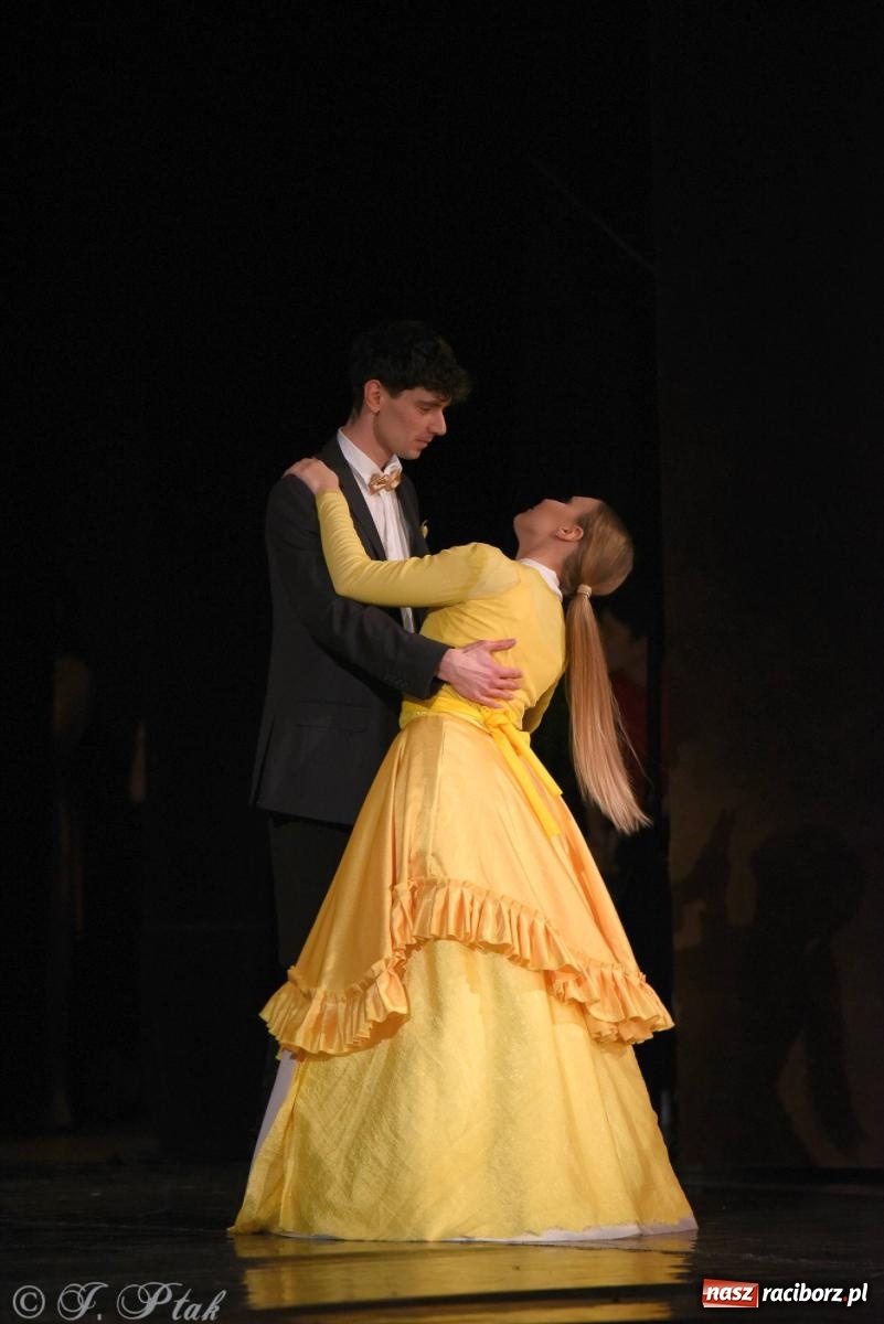 Zdjęcie w galerii na portalu naszraciborz.pl: SKAZA w Disney'owskiej odsłonie- widowisko taneczne wiadomości z regionu