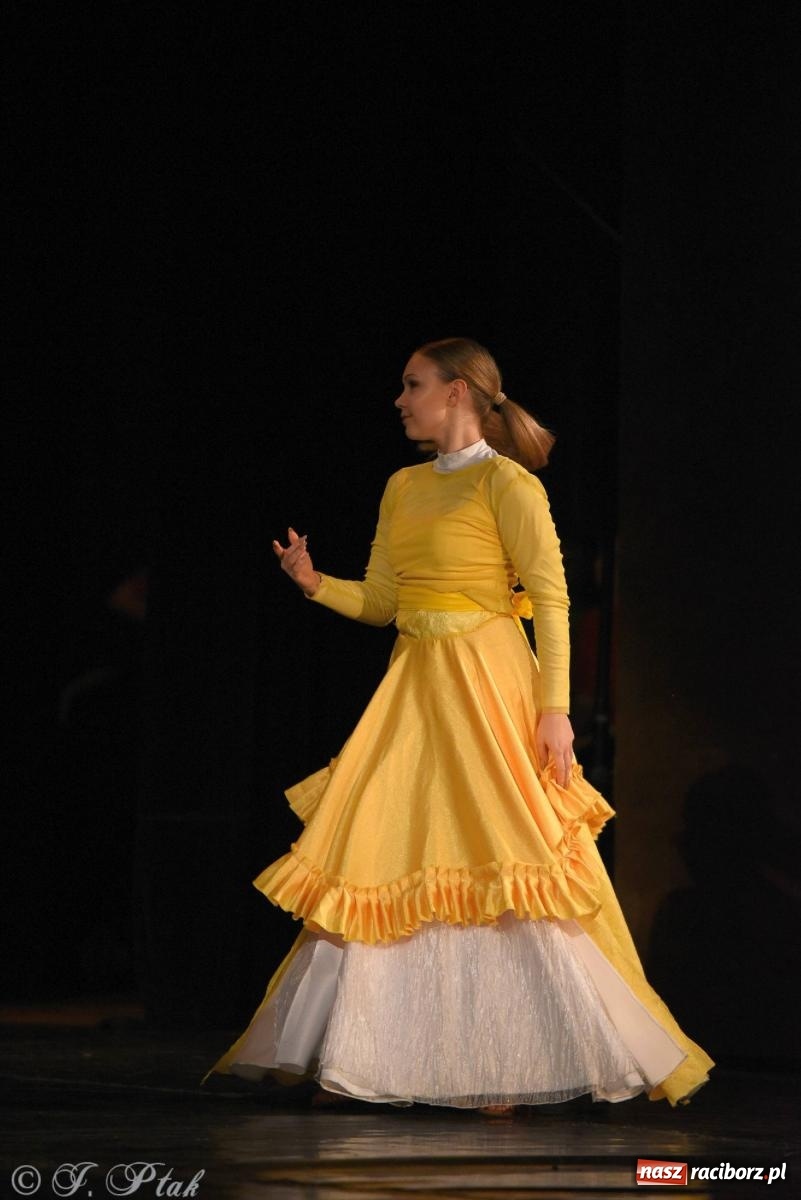 Zdjęcie w galerii na portalu naszraciborz.pl: SKAZA w Disney'owskiej odsłonie- widowisko taneczne wiadomości z regionu