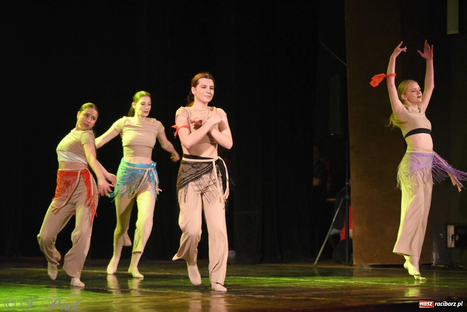 Zdjęcie w galerii na portalu naszraciborz.pl: SKAZA w Disney'owskiej odsłonie- widowisko taneczne wiadomości z regionu