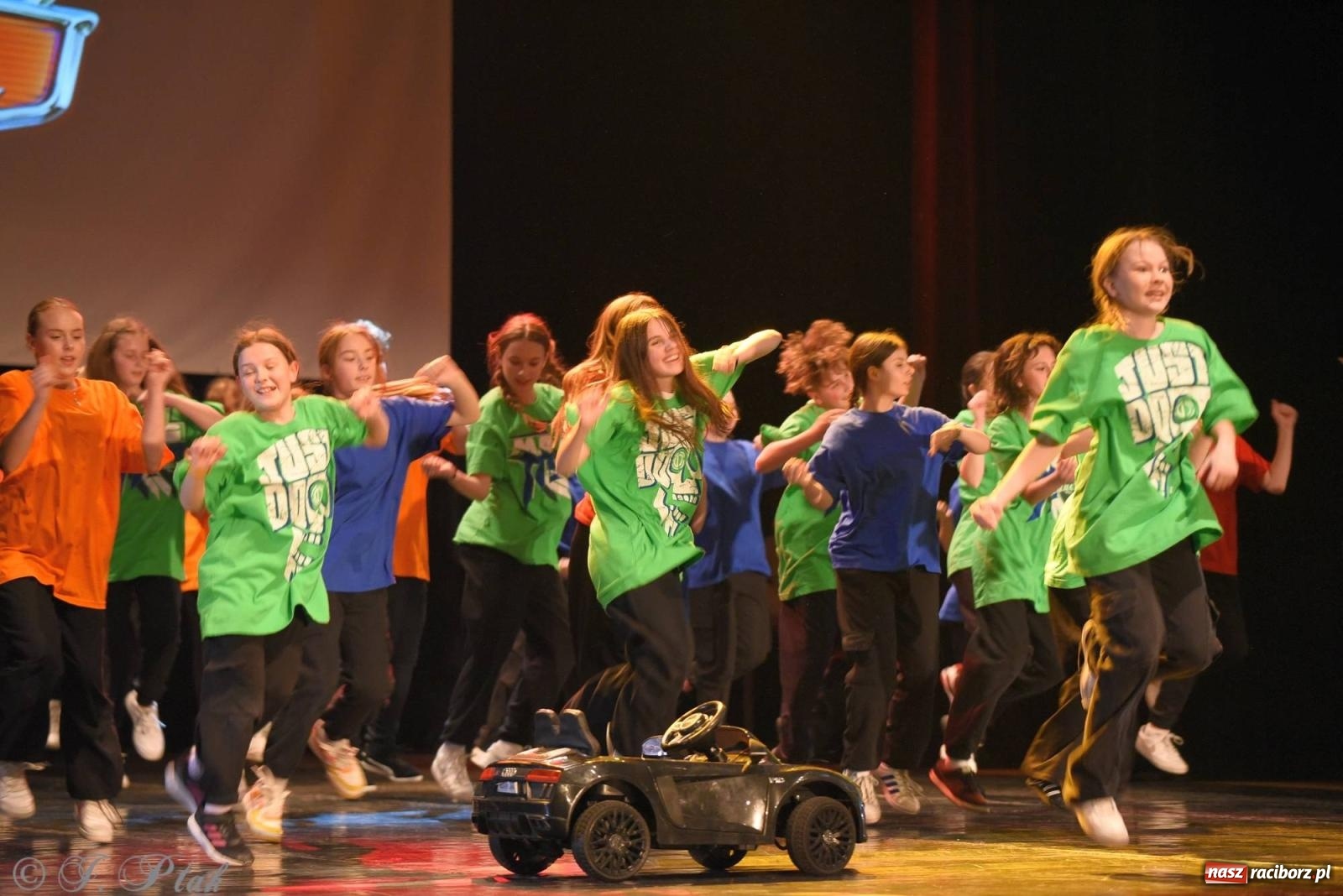 Zdjęcie w galerii na portalu naszraciborz.pl: SKAZA w Disney'owskiej odsłonie- widowisko taneczne wiadomości z regionu