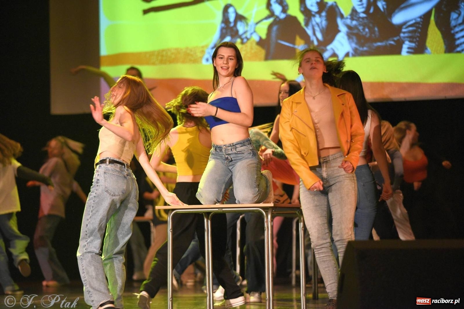 Zdjęcie w galerii na portalu naszraciborz.pl: SKAZA w Disney'owskiej odsłonie- widowisko taneczne wiadomości z regionu