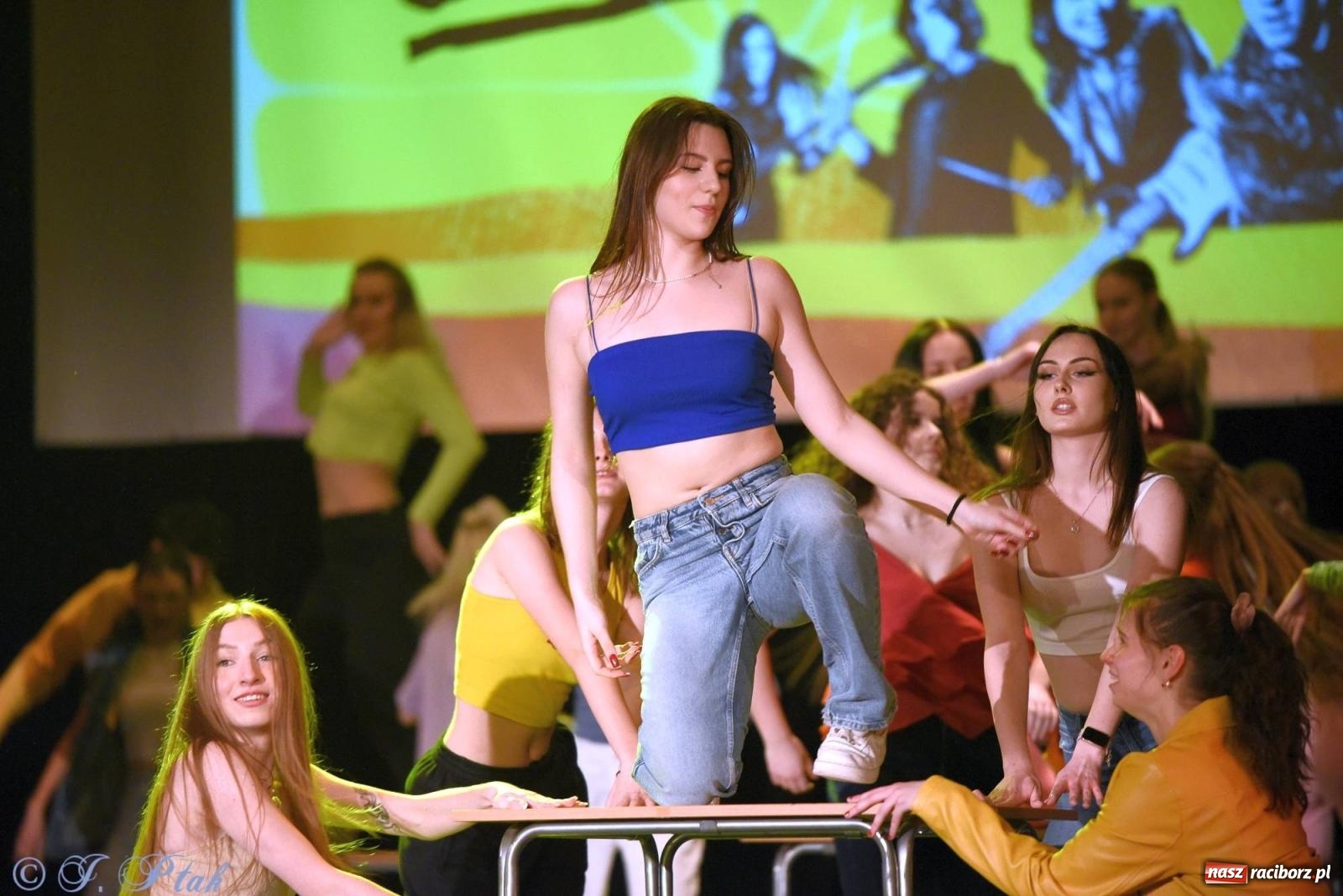 Zdjęcie w galerii na portalu naszraciborz.pl: SKAZA w Disney'owskiej odsłonie- widowisko taneczne wiadomości z regionu