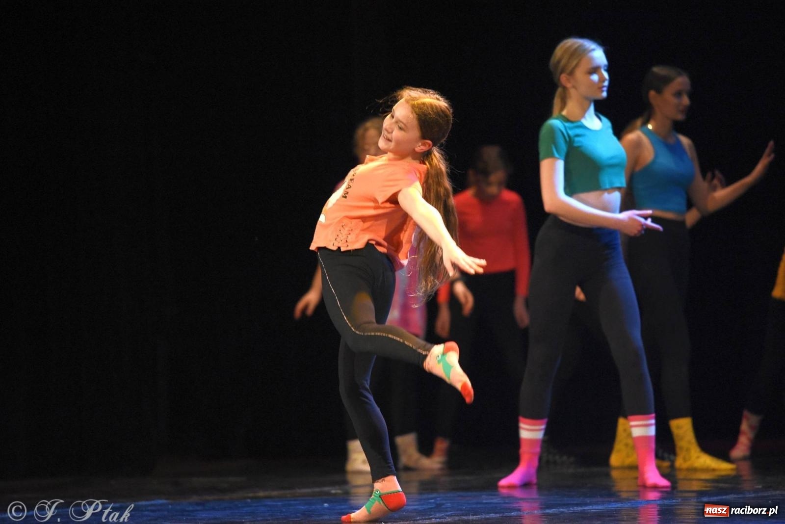Zdjęcie w galerii na portalu naszraciborz.pl: SKAZA w Disney'owskiej odsłonie- widowisko taneczne wiadomości z regionu