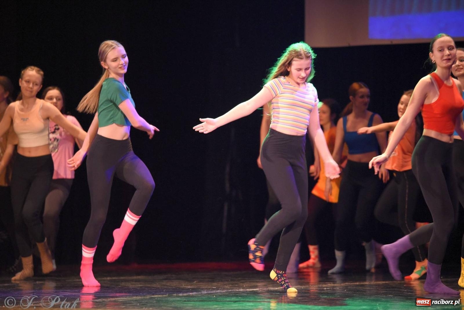 Zdjęcie w galerii na portalu naszraciborz.pl: SKAZA w Disney'owskiej odsłonie- widowisko taneczne wiadomości z regionu