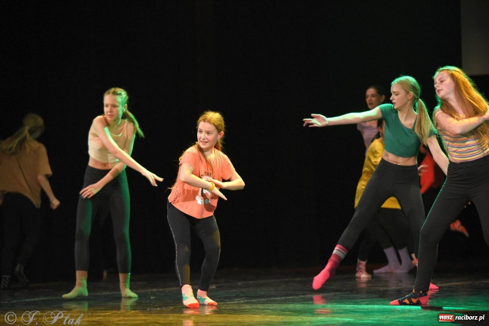 Zdjęcie w galerii na portalu naszraciborz.pl: SKAZA w Disney'owskiej odsłonie- widowisko taneczne wiadomości z regionu