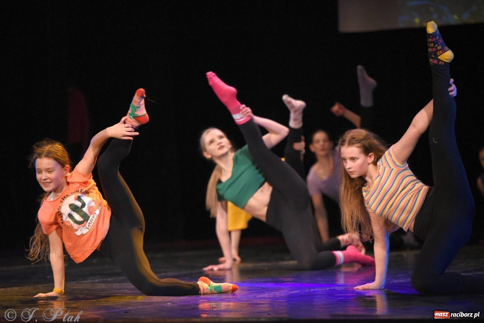 Zdjęcie w galerii na portalu naszraciborz.pl: SKAZA w Disney'owskiej odsłonie- widowisko taneczne wiadomości z regionu