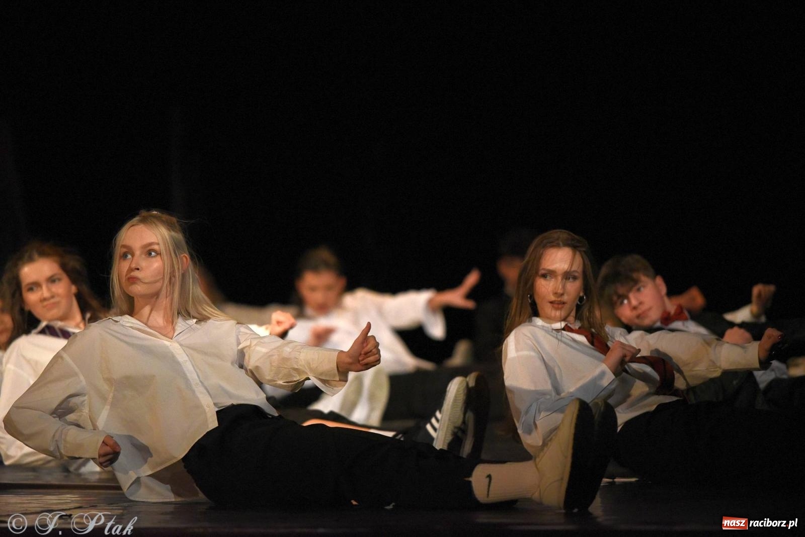 Zdjęcie w galerii na portalu naszraciborz.pl: SKAZA w Disney'owskiej odsłonie- widowisko taneczne wiadomości z regionu