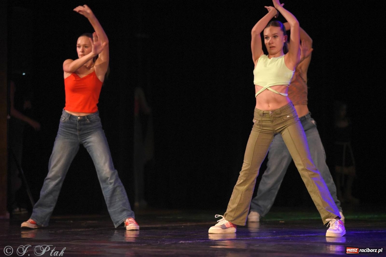 Zdjęcie w galerii na portalu naszraciborz.pl: SKAZA w Disney'owskiej odsłonie- widowisko taneczne wiadomości z regionu