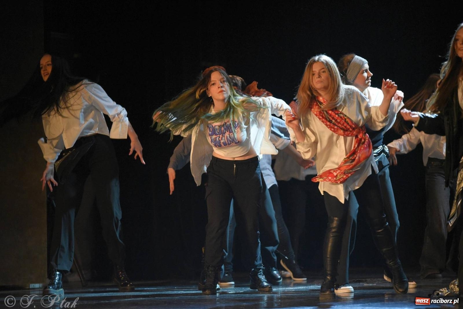 Zdjęcie w galerii na portalu naszraciborz.pl: SKAZA w Disney'owskiej odsłonie- widowisko taneczne wiadomości z regionu