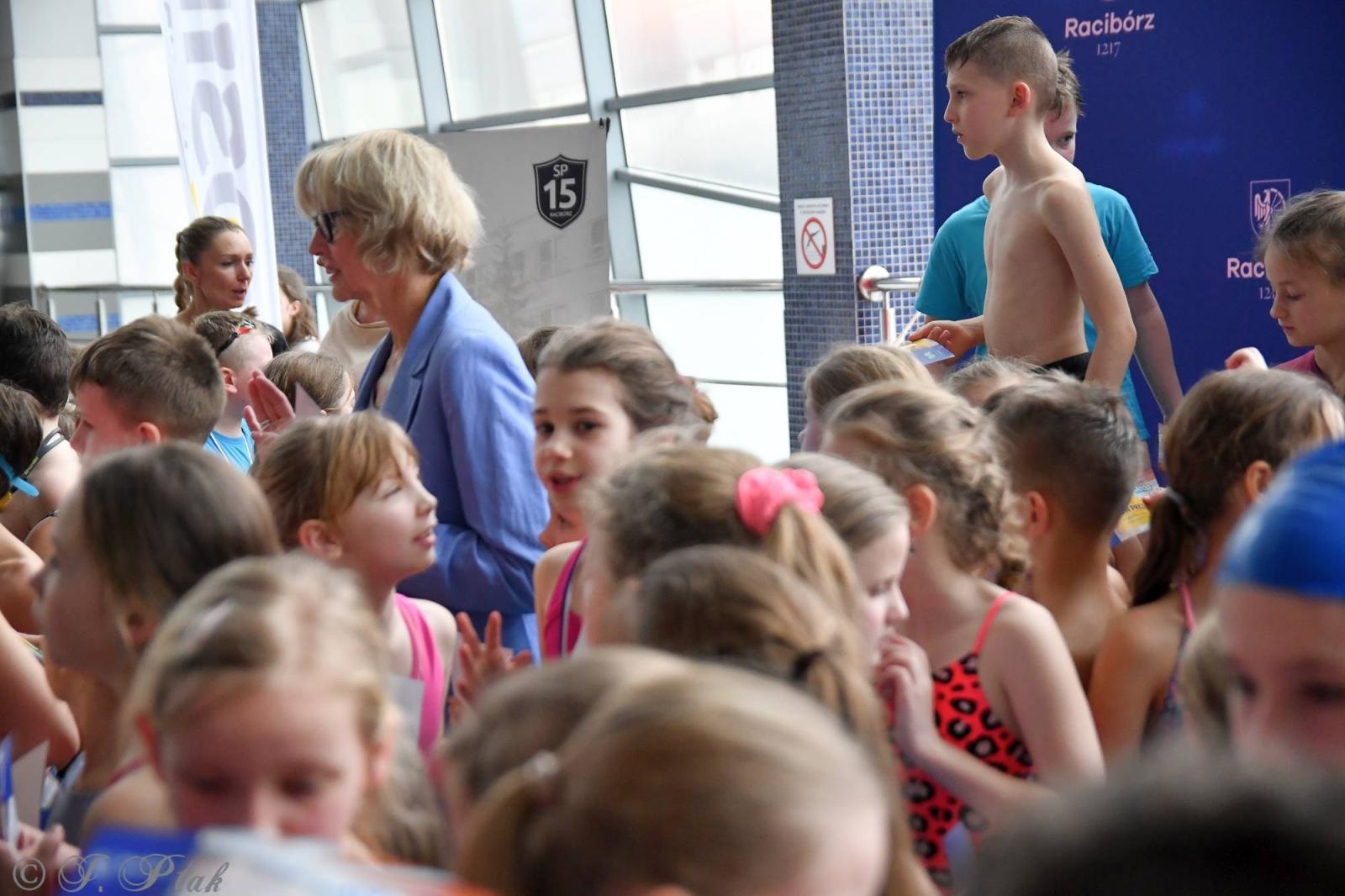 Zdjęcie w galerii na portalu naszraciborz.pl: Mistrzostwa raciborskich szkół w pływaniu wiadomości z regionu