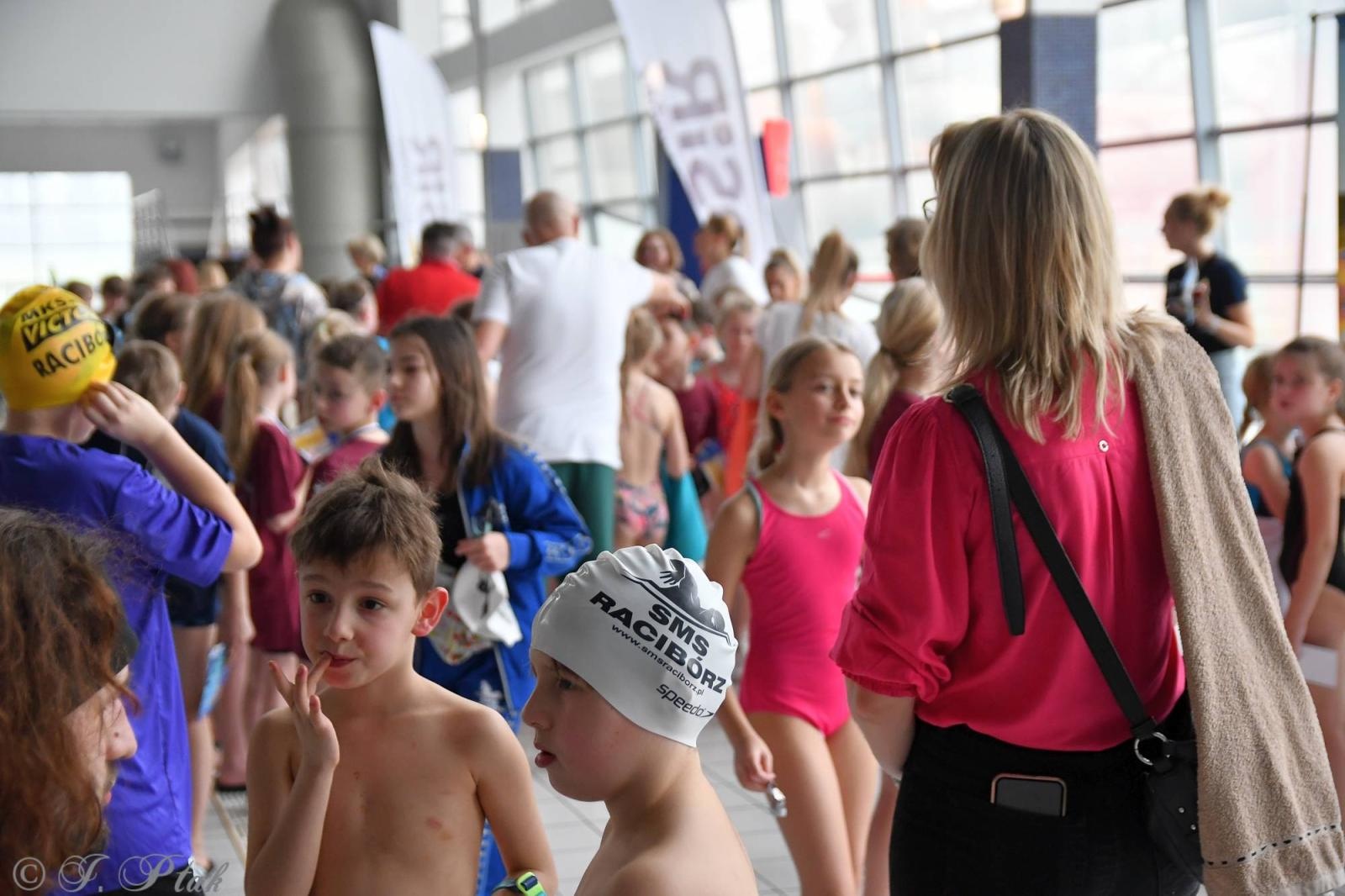 Zdjęcie w galerii na portalu naszraciborz.pl: Mistrzostwa raciborskich szkół w pływaniu wiadomości z regionu