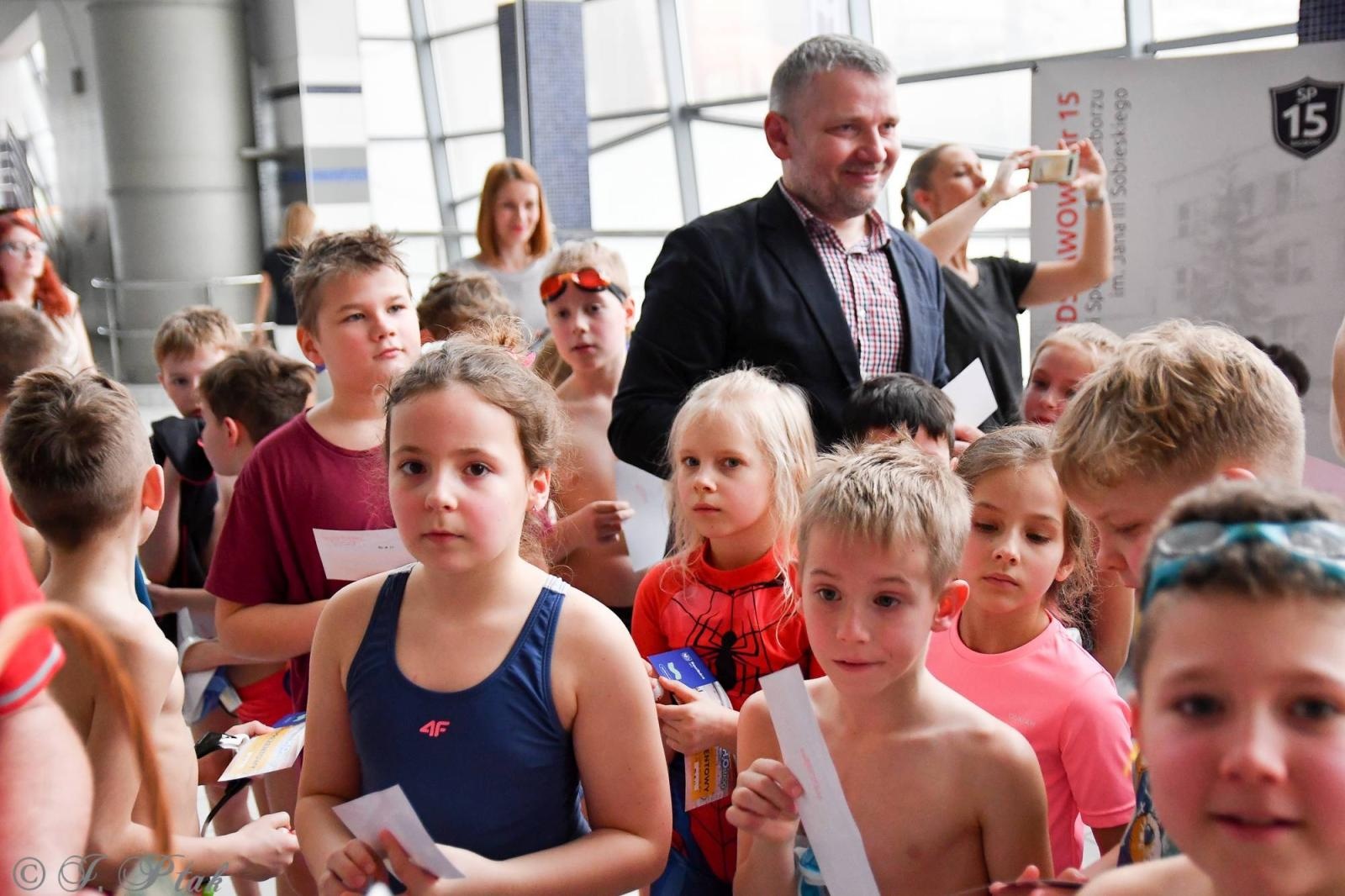 Zdjęcie w galerii na portalu naszraciborz.pl: Mistrzostwa raciborskich szkół w pływaniu wiadomości z regionu