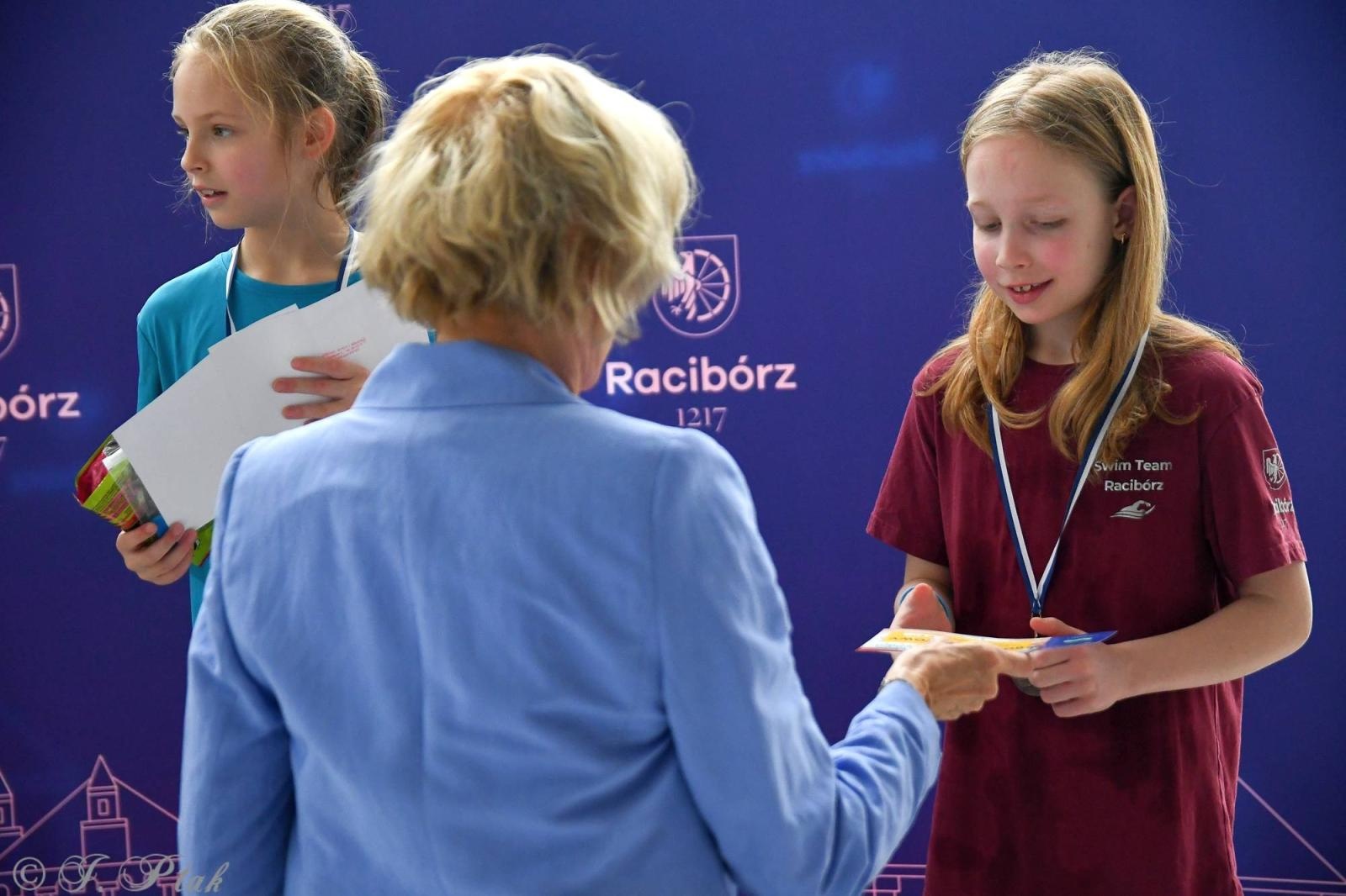 Zdjęcie w galerii na portalu naszraciborz.pl: Mistrzostwa raciborskich szkół w pływaniu wiadomości z regionu