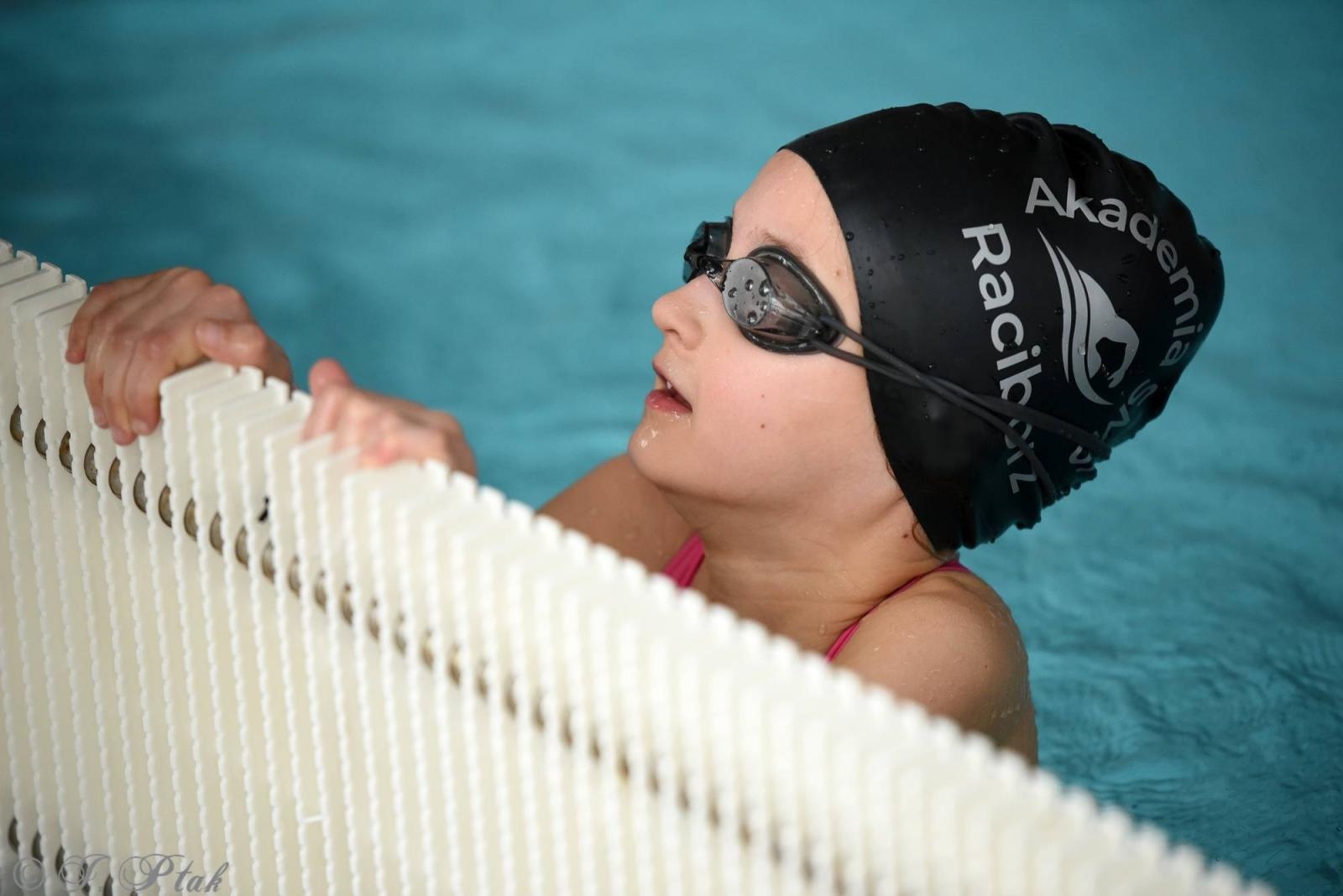 Zdjęcie w galerii na portalu naszraciborz.pl: Mistrzostwa raciborskich szkół w pływaniu wiadomości z regionu