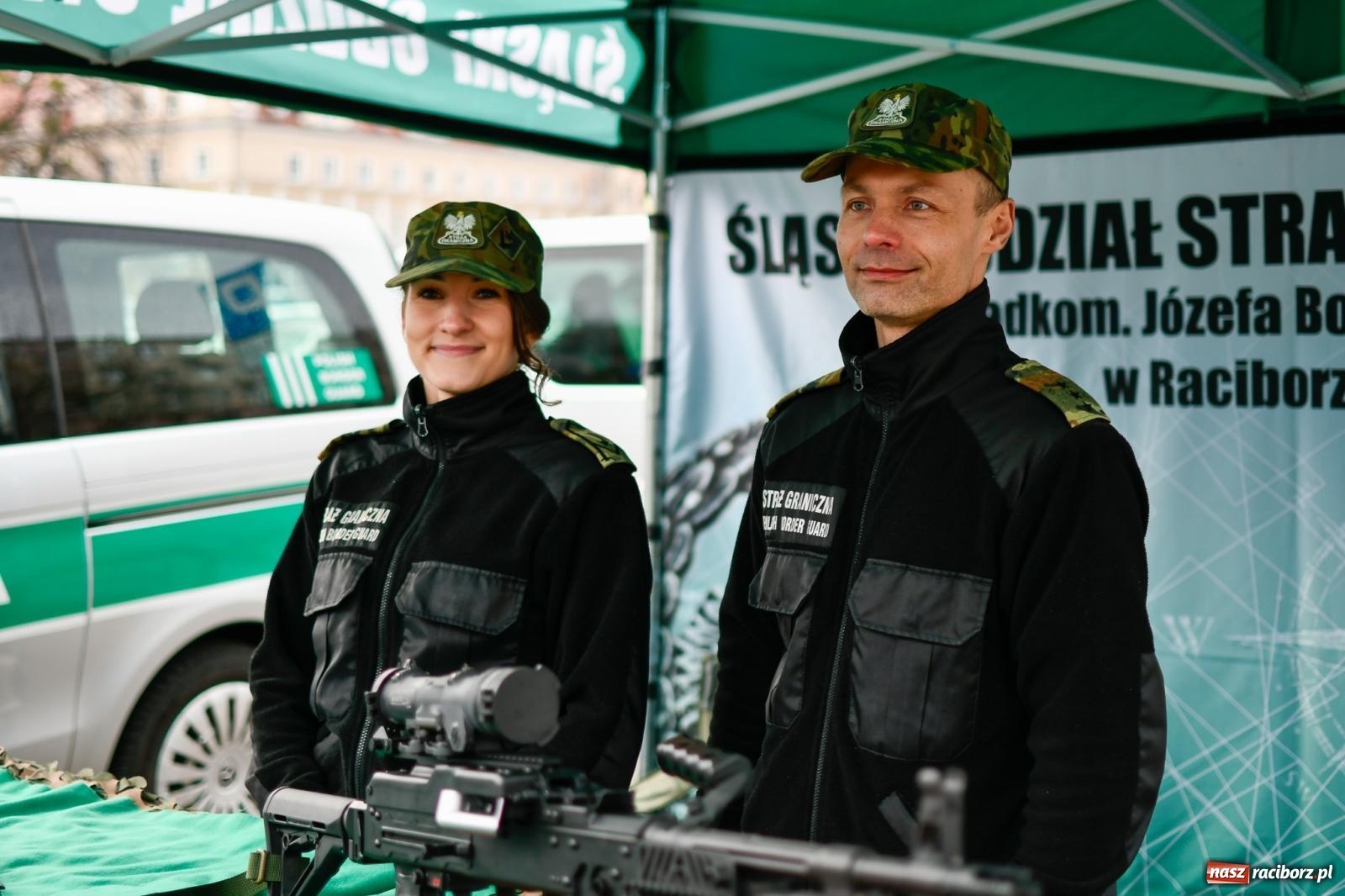 Zdjęcie w galerii na portalu naszraciborz.pl: Racibórz wspominał żołnierzy niezłomnych. Inscenizacja potyczki na pl. Długosza wiadomości z regionu