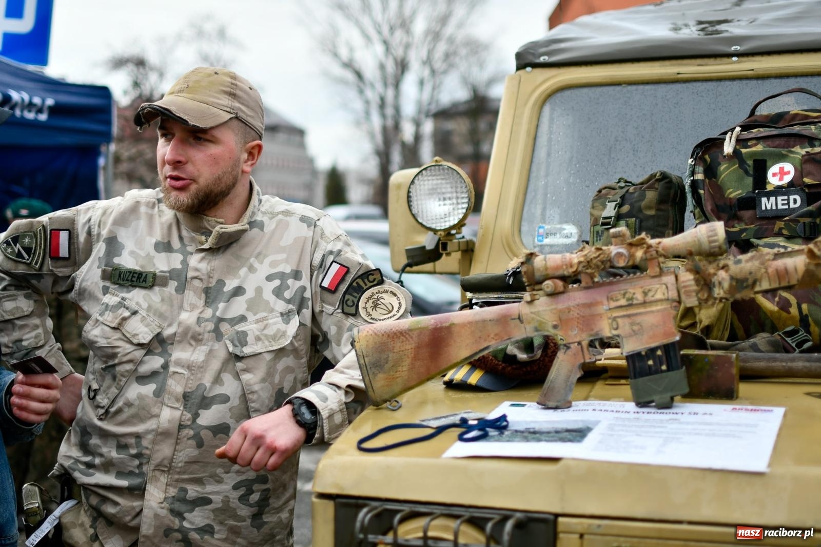 Zdjęcie w galerii na portalu naszraciborz.pl: Racibórz wspominał żołnierzy niezłomnych. Inscenizacja potyczki na pl. Długosza wiadomości z regionu