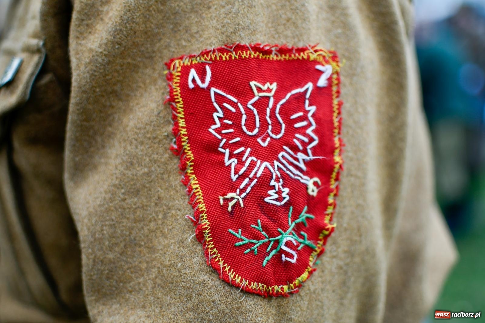 Zdjęcie w galerii na portalu naszraciborz.pl: Racibórz wspominał żołnierzy niezłomnych. Inscenizacja potyczki na pl. Długosza wiadomości z regionu