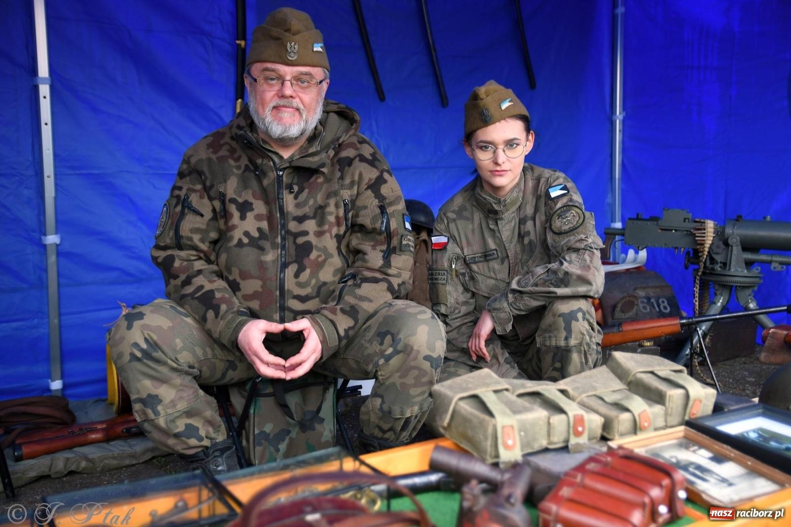 Zdjęcie w galerii na portalu naszraciborz.pl: Racibórz wspominał żołnierzy niezłomnych. Inscenizacja potyczki na pl. Długosza wiadomości z regionu