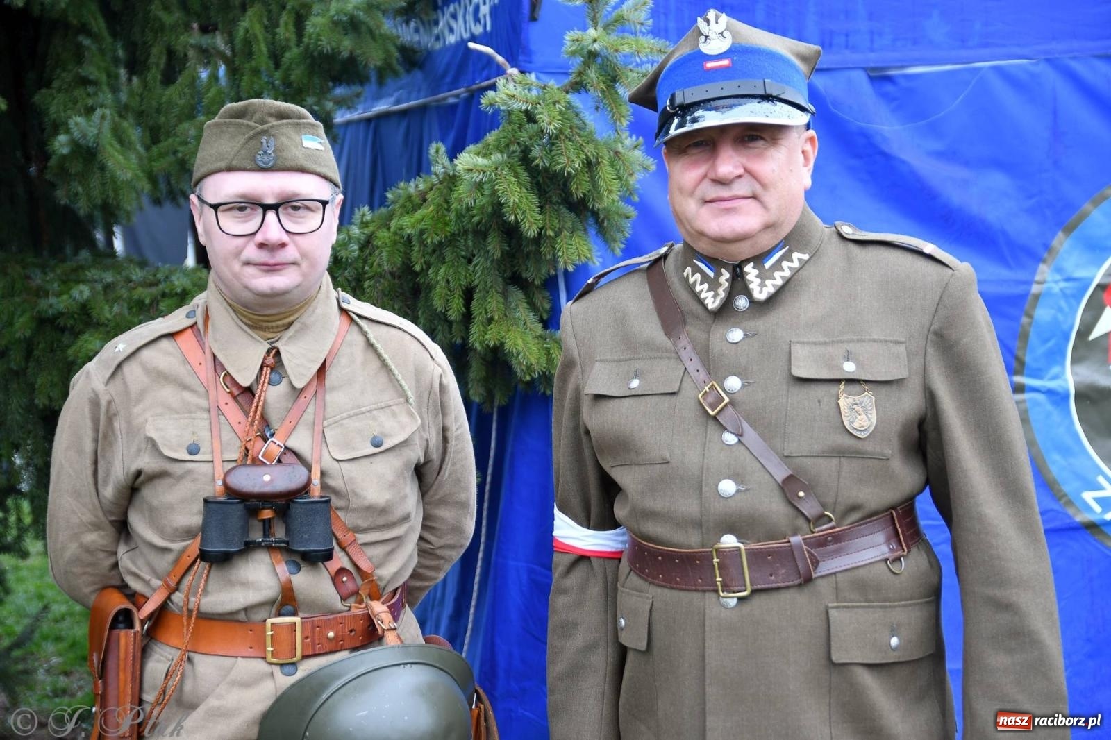 Zdjęcie w galerii na portalu naszraciborz.pl: Racibórz wspominał żołnierzy niezłomnych. Inscenizacja potyczki na pl. Długosza wiadomości z regionu