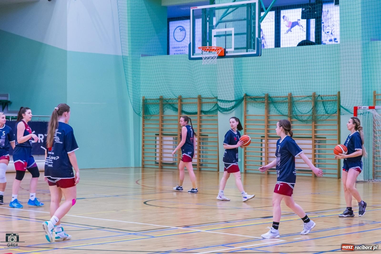 Zdjęcie w galerii na portalu naszraciborz.pl: Koszykówka. Outsider postawił twarde warunki gry [FOTO i WIDEO] wiadomości z regionu