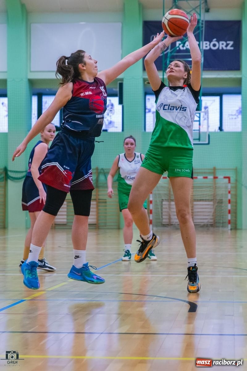 Zdjęcie w galerii na portalu naszraciborz.pl: Koszykówka. Outsider postawił twarde warunki gry [FOTO i WIDEO] wiadomości z regionu
