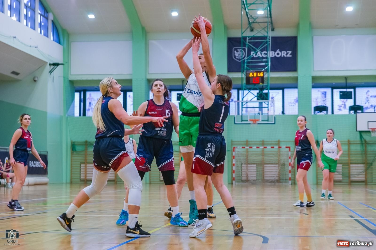 Zdjęcie w galerii na portalu naszraciborz.pl: Koszykówka. Outsider postawił twarde warunki gry [FOTO i WIDEO] wiadomości z regionu