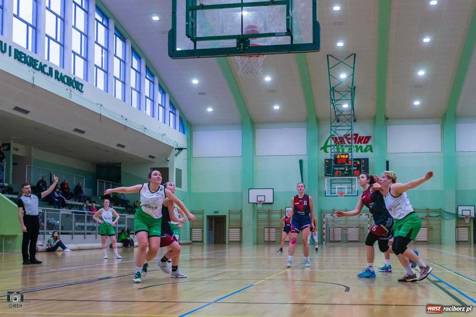 Zdjęcie w galerii na portalu naszraciborz.pl: Koszykówka. Outsider postawił twarde warunki gry [FOTO i WIDEO] wiadomości z regionu