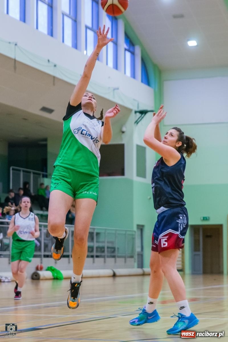 Zdjęcie w galerii na portalu naszraciborz.pl: Koszykówka. Outsider postawił twarde warunki gry [FOTO i WIDEO] wiadomości z regionu