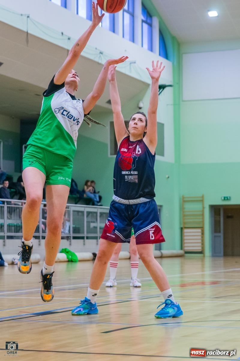 Zdjęcie w galerii na portalu naszraciborz.pl: Koszykówka. Outsider postawił twarde warunki gry [FOTO i WIDEO] wiadomości z regionu