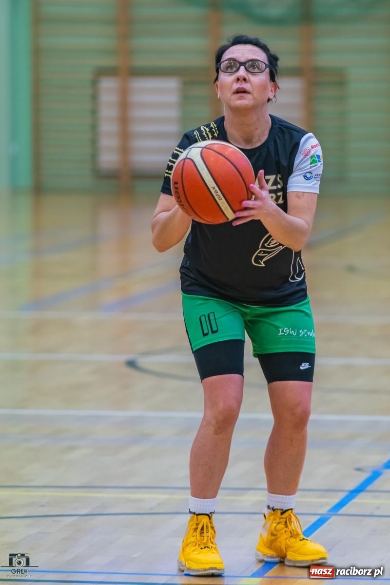 Zdjęcie w galerii na portalu naszraciborz.pl: Koszykówka. Outsider postawił twarde warunki gry [FOTO i WIDEO] wiadomości z regionu