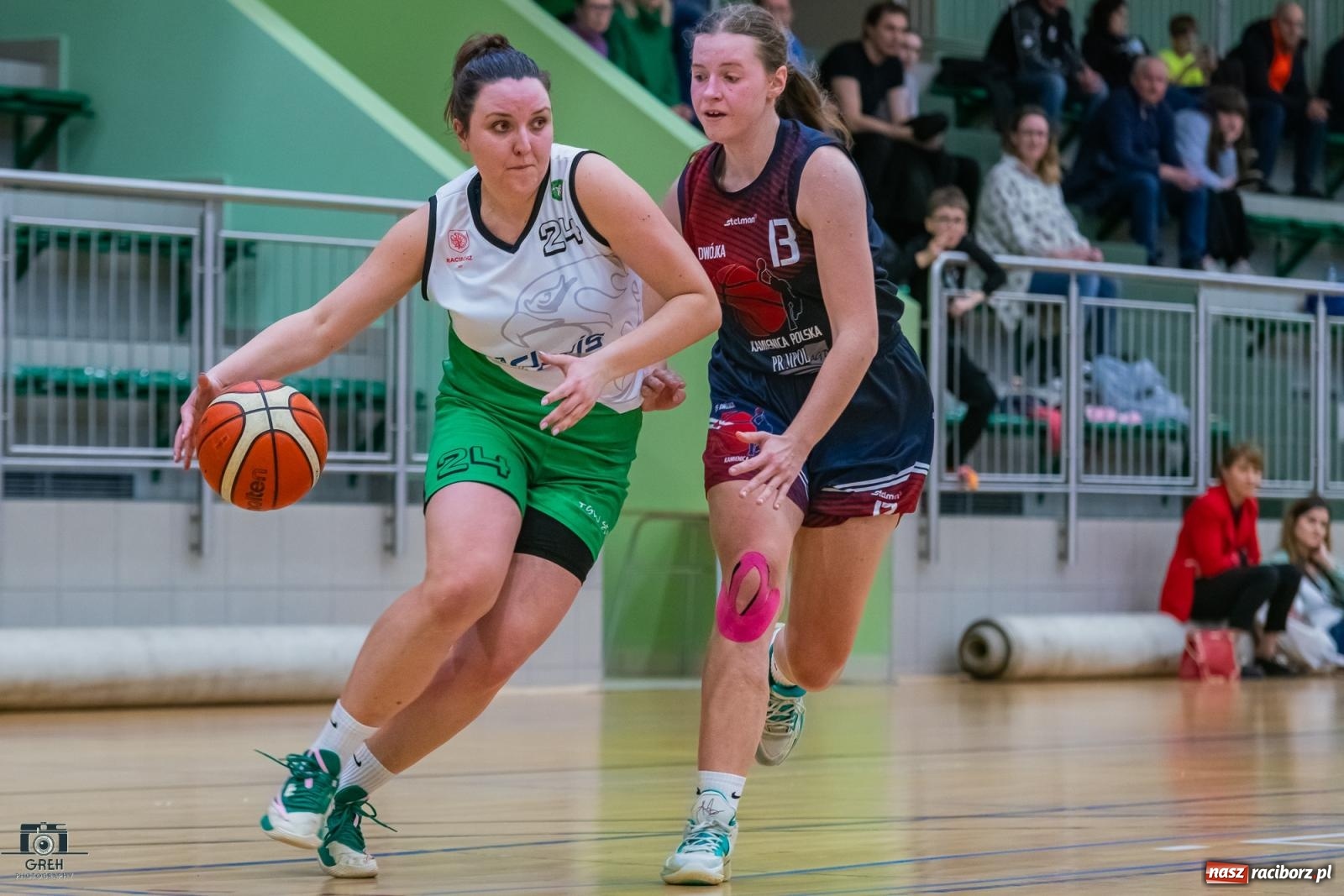 Zdjęcie w galerii na portalu naszraciborz.pl: Koszykówka. Outsider postawił twarde warunki gry [FOTO i WIDEO] wiadomości z regionu