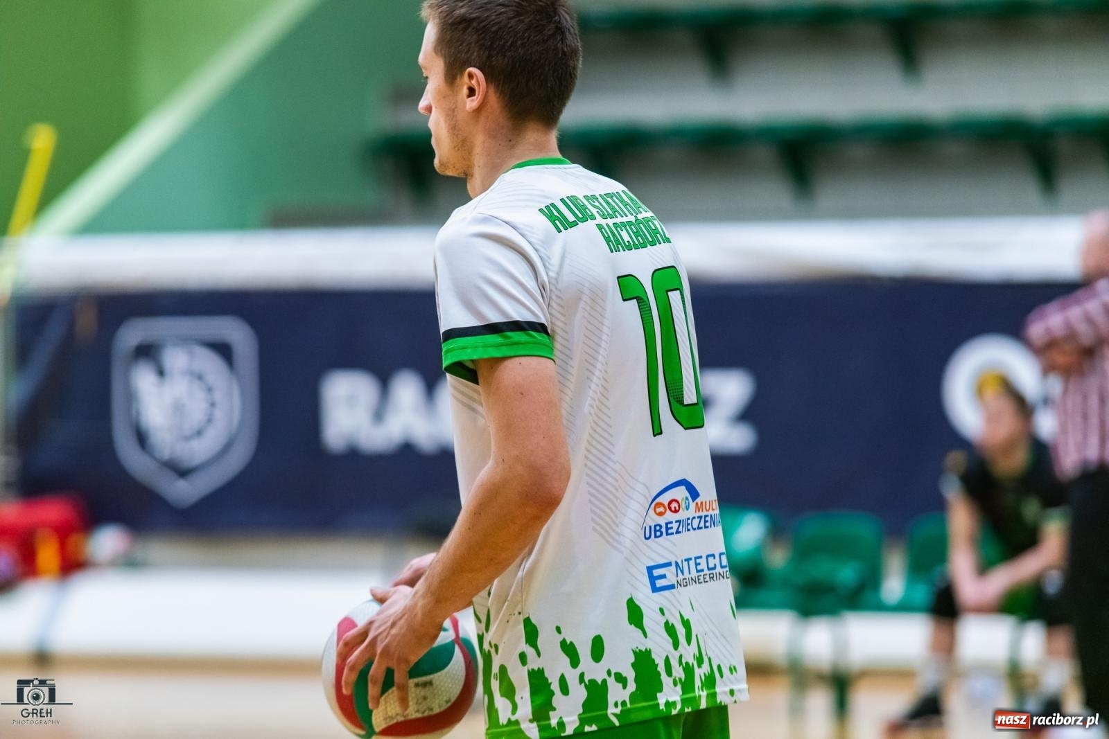 Zdjęcie w galerii na portalu naszraciborz.pl: Godzinka gry i do domu. Gładka wygrana siatkarzy z Raciborza [FOTO i WIDEO] wiadomości z regionu