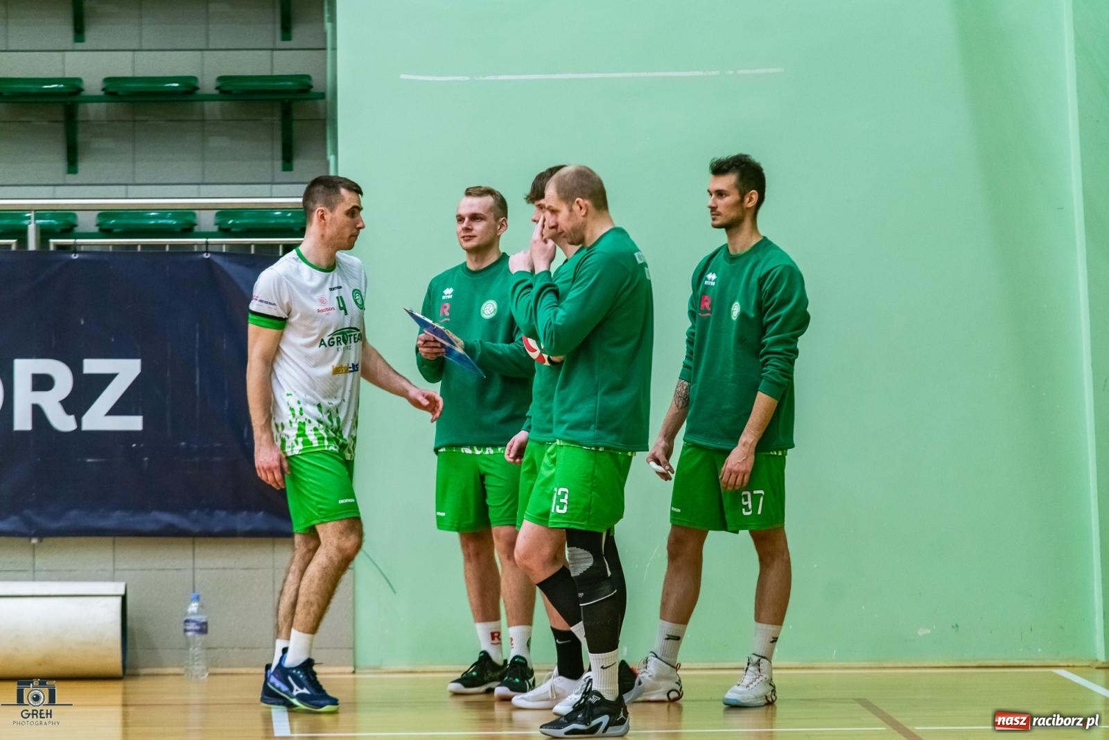 Zdjęcie w galerii na portalu naszraciborz.pl: Godzinka gry i do domu. Gładka wygrana siatkarzy z Raciborza [FOTO i WIDEO] wiadomości z regionu