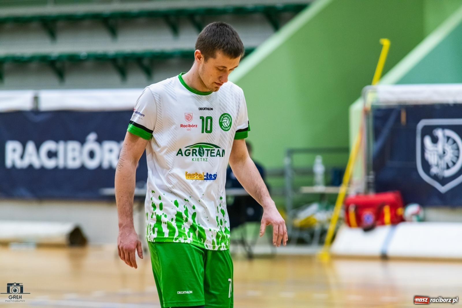 Zdjęcie w galerii na portalu naszraciborz.pl: Godzinka gry i do domu. Gładka wygrana siatkarzy z Raciborza [FOTO i WIDEO] wiadomości z regionu