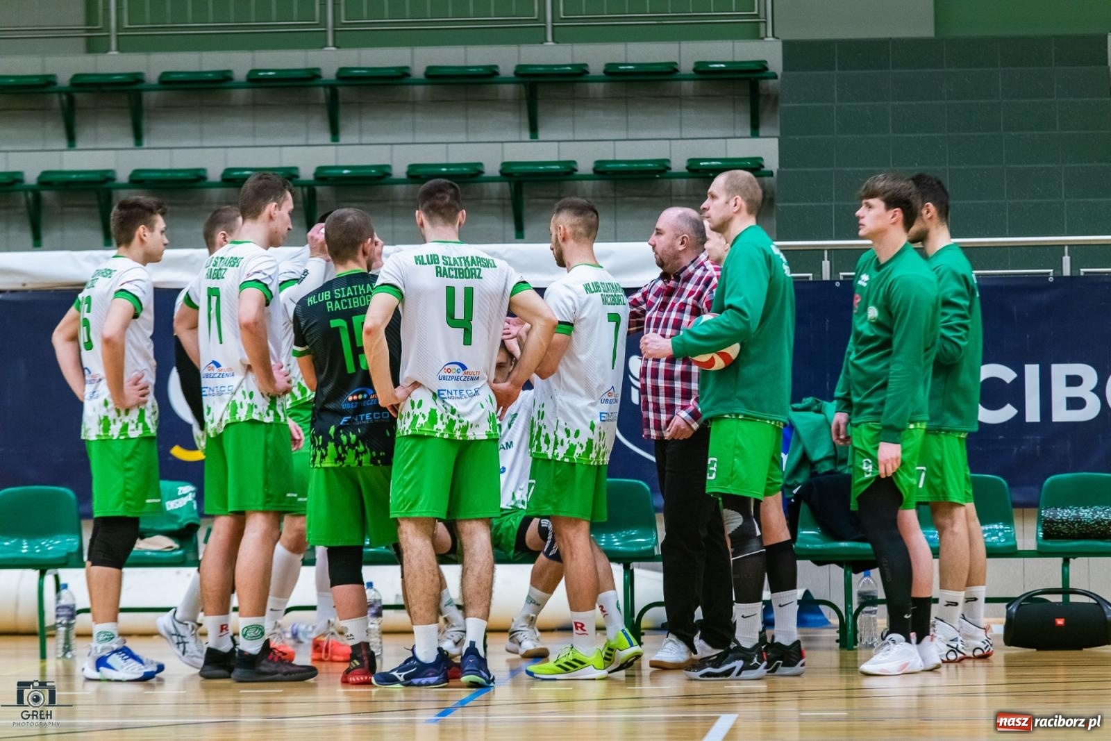 Zdjęcie w galerii na portalu naszraciborz.pl: Godzinka gry i do domu. Gładka wygrana siatkarzy z Raciborza [FOTO i WIDEO] wiadomości z regionu