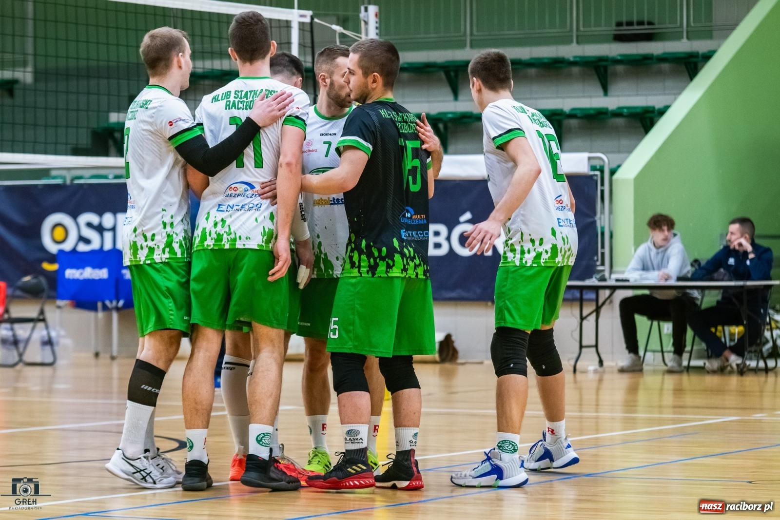 Zdjęcie w galerii na portalu naszraciborz.pl: Godzinka gry i do domu. Gładka wygrana siatkarzy z Raciborza [FOTO i WIDEO] wiadomości z regionu