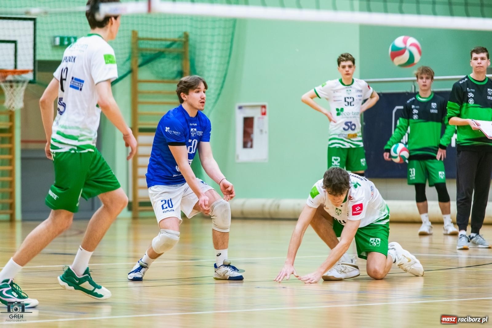 Zdjęcie w galerii na portalu naszraciborz.pl: Godzinka gry i do domu. Gładka wygrana siatkarzy z Raciborza [FOTO i WIDEO] wiadomości z regionu