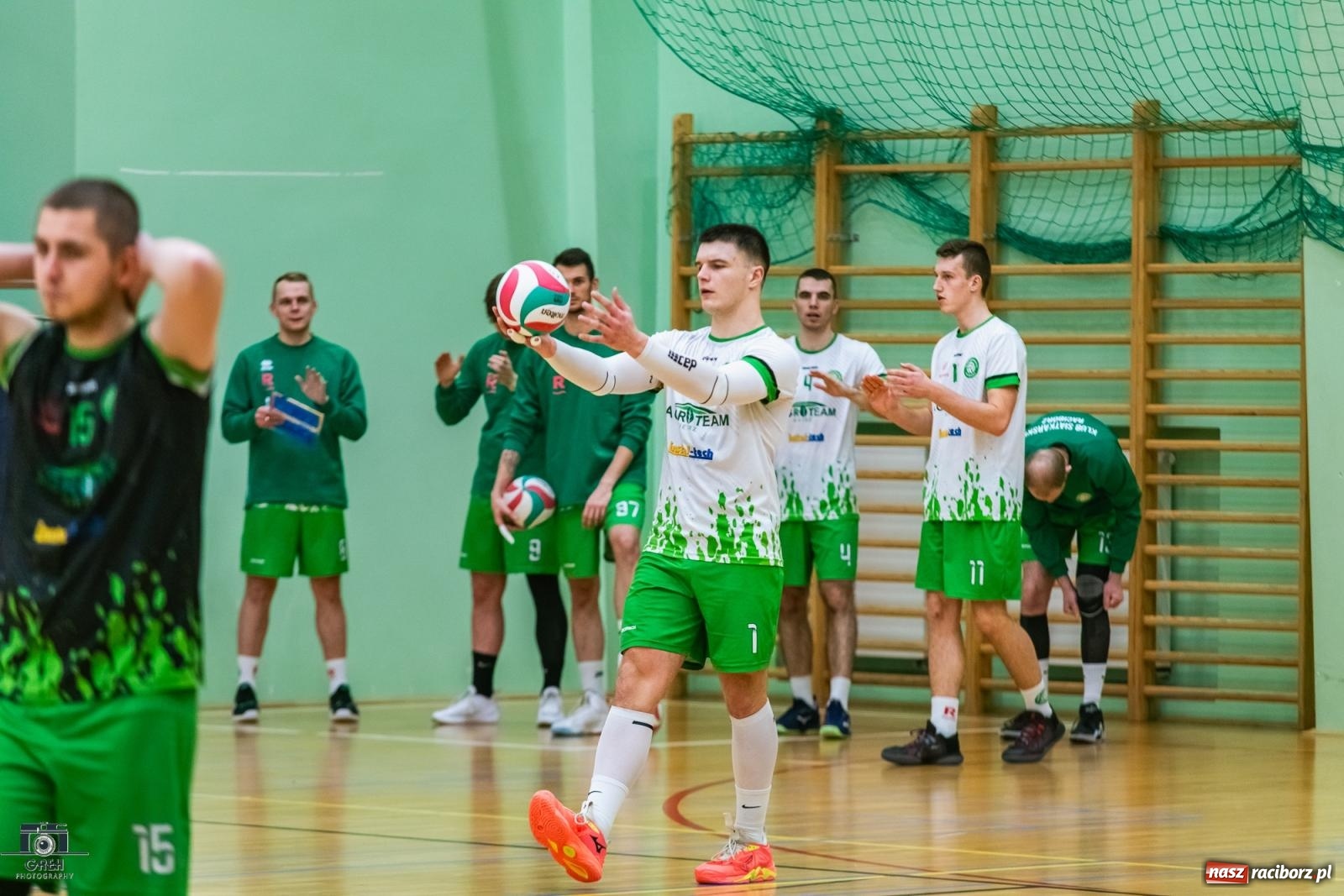 Zdjęcie w galerii na portalu naszraciborz.pl: Godzinka gry i do domu. Gładka wygrana siatkarzy z Raciborza [FOTO i WIDEO] wiadomości z regionu