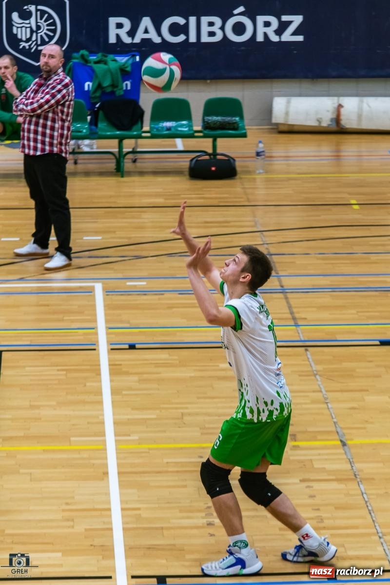 Zdjęcie w galerii na portalu naszraciborz.pl: Godzinka gry i do domu. Gładka wygrana siatkarzy z Raciborza [FOTO i WIDEO] wiadomości z regionu