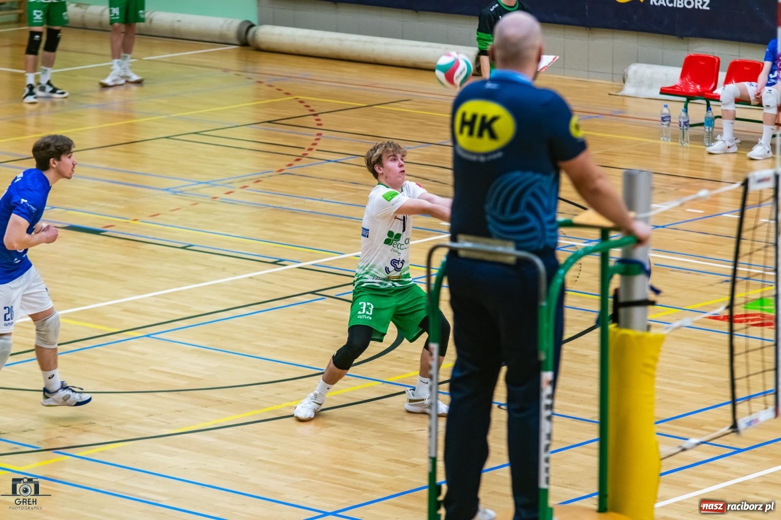 Zdjęcie w galerii na portalu naszraciborz.pl: Godzinka gry i do domu. Gładka wygrana siatkarzy z Raciborza [FOTO i WIDEO] wiadomości z regionu