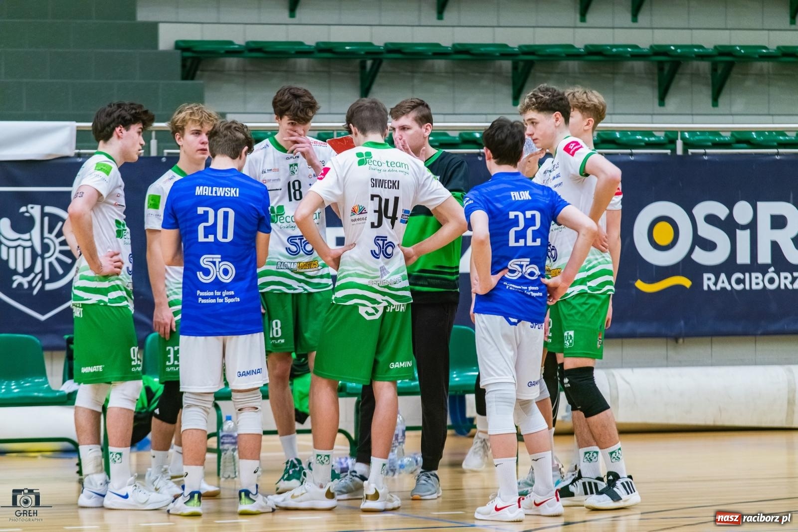 Zdjęcie w galerii na portalu naszraciborz.pl: Godzinka gry i do domu. Gładka wygrana siatkarzy z Raciborza [FOTO i WIDEO] wiadomości z regionu