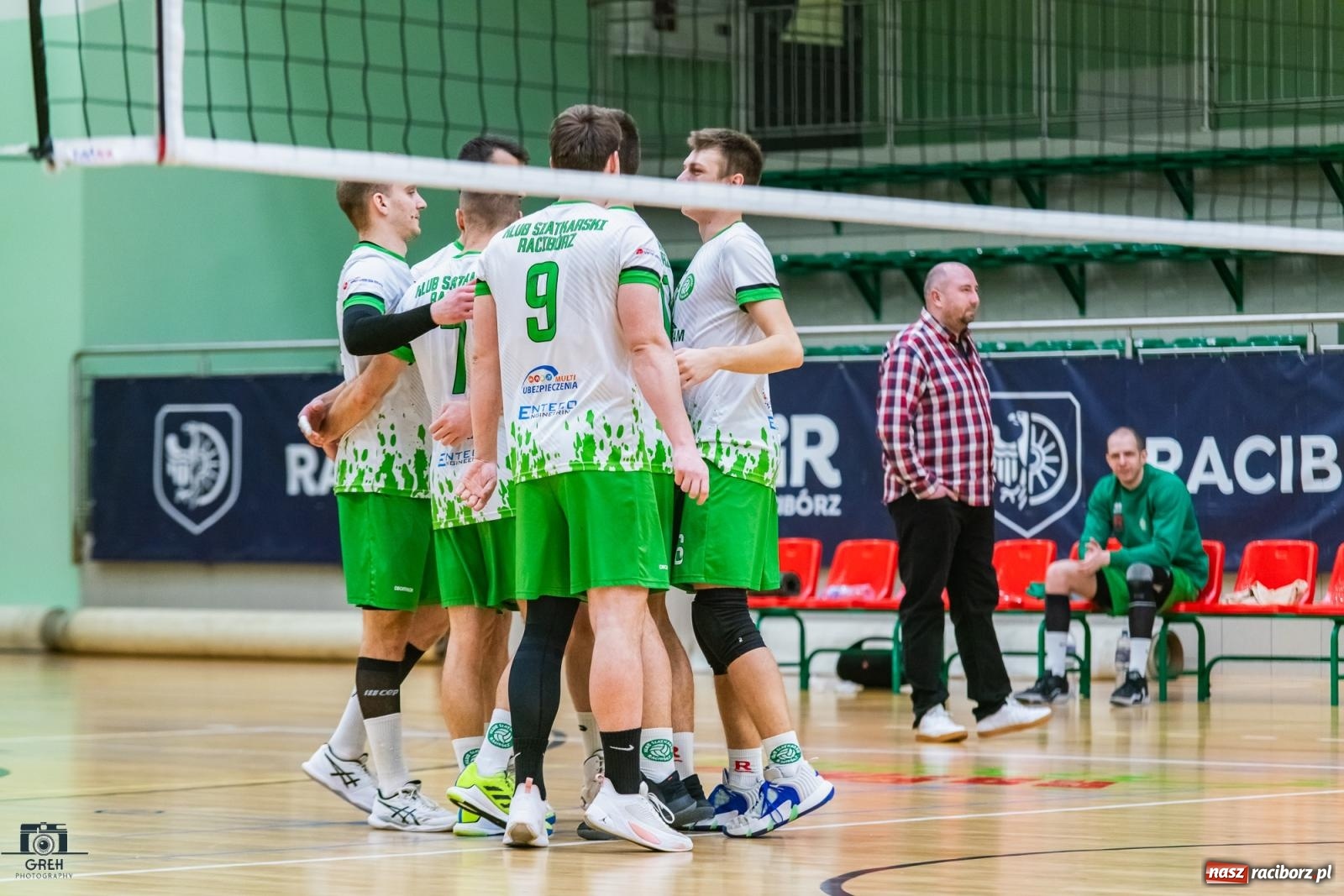 Zdjęcie w galerii na portalu naszraciborz.pl: Godzinka gry i do domu. Gładka wygrana siatkarzy z Raciborza [FOTO i WIDEO] wiadomości z regionu