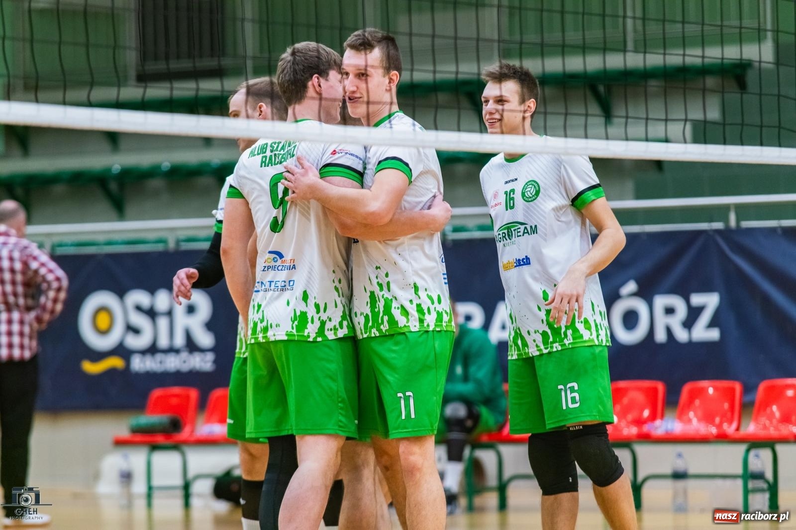 Zdjęcie w galerii na portalu naszraciborz.pl: Godzinka gry i do domu. Gładka wygrana siatkarzy z Raciborza [FOTO i WIDEO] wiadomości z regionu