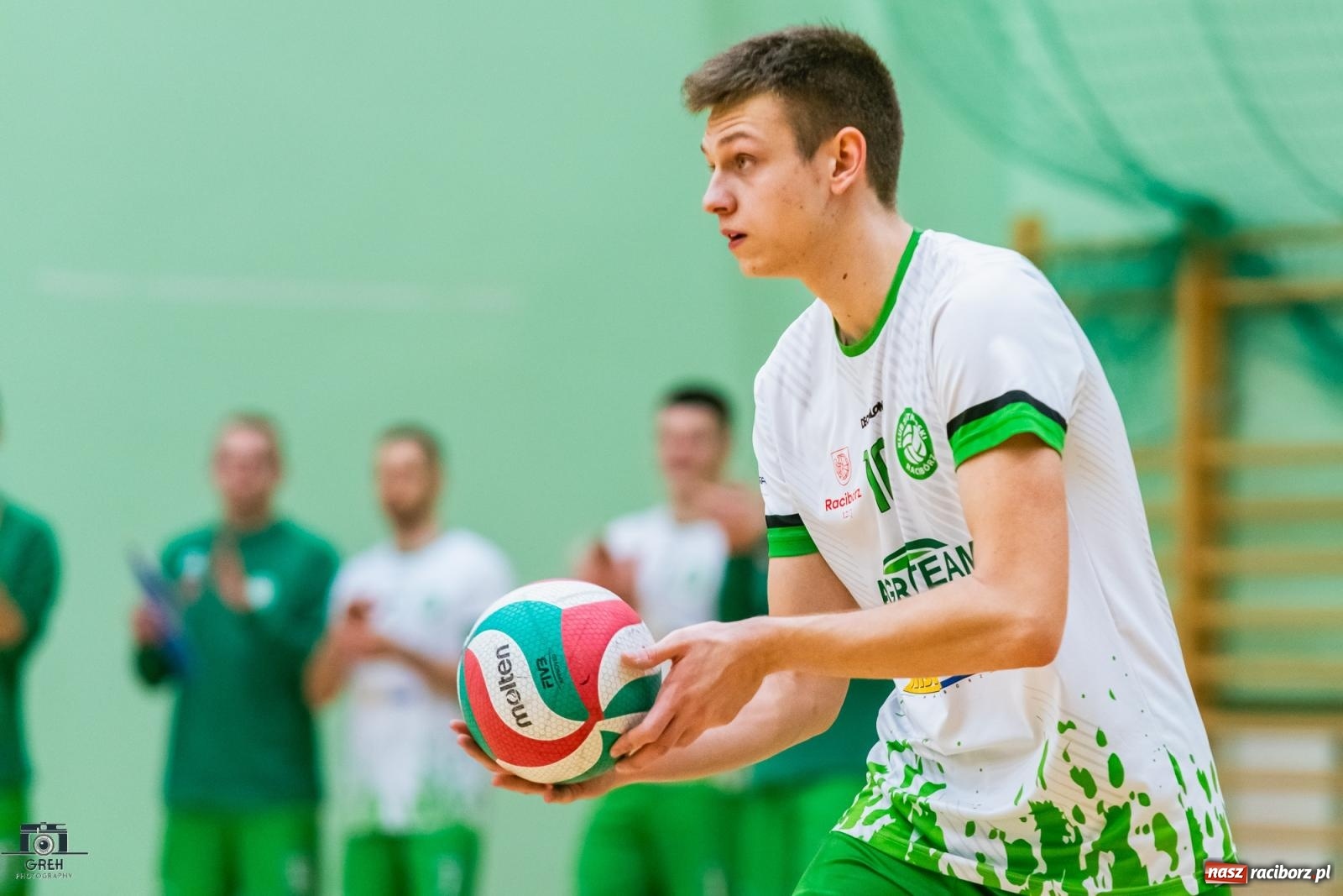Zdjęcie w galerii na portalu naszraciborz.pl: Godzinka gry i do domu. Gładka wygrana siatkarzy z Raciborza [FOTO i WIDEO] wiadomości z regionu