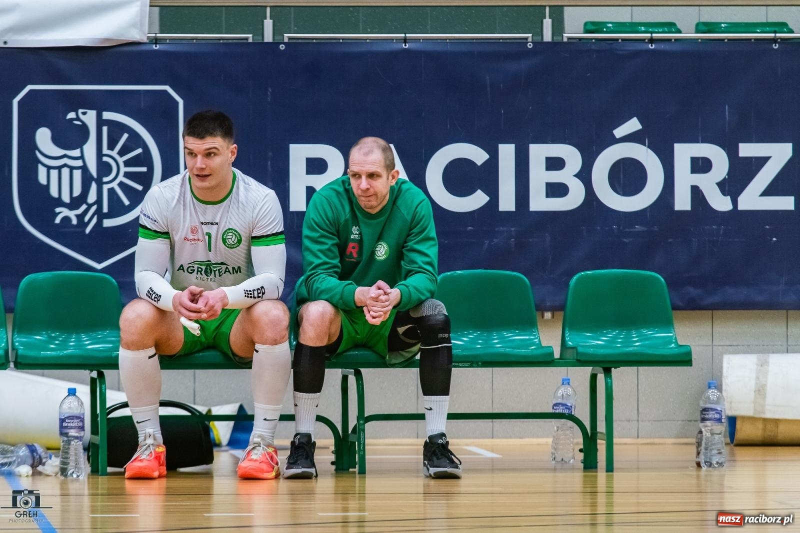 Zdjęcie w galerii na portalu naszraciborz.pl: Godzinka gry i do domu. Gładka wygrana siatkarzy z Raciborza [FOTO i WIDEO] wiadomości z regionu