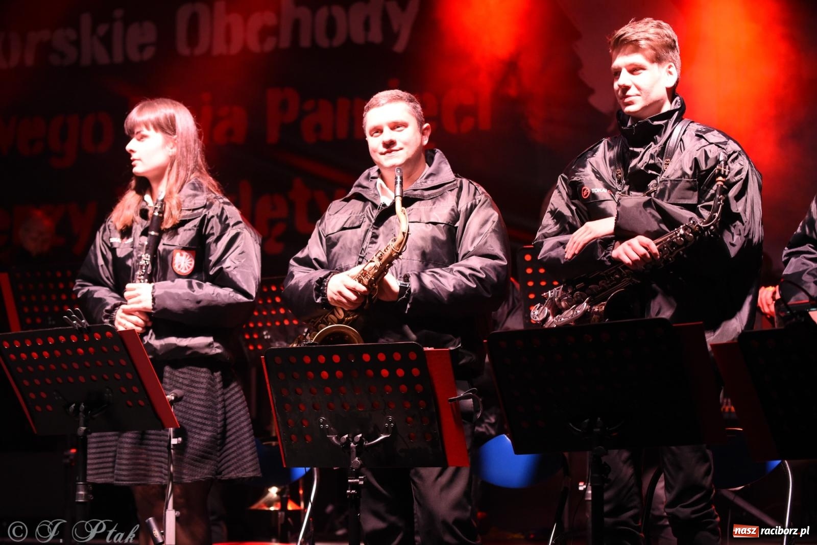 Zdjęcie w galerii na portalu naszraciborz.pl: Rafał Brzozowski w Raciborzu. Patriotycznie i przebojowo wiadomości z regionu