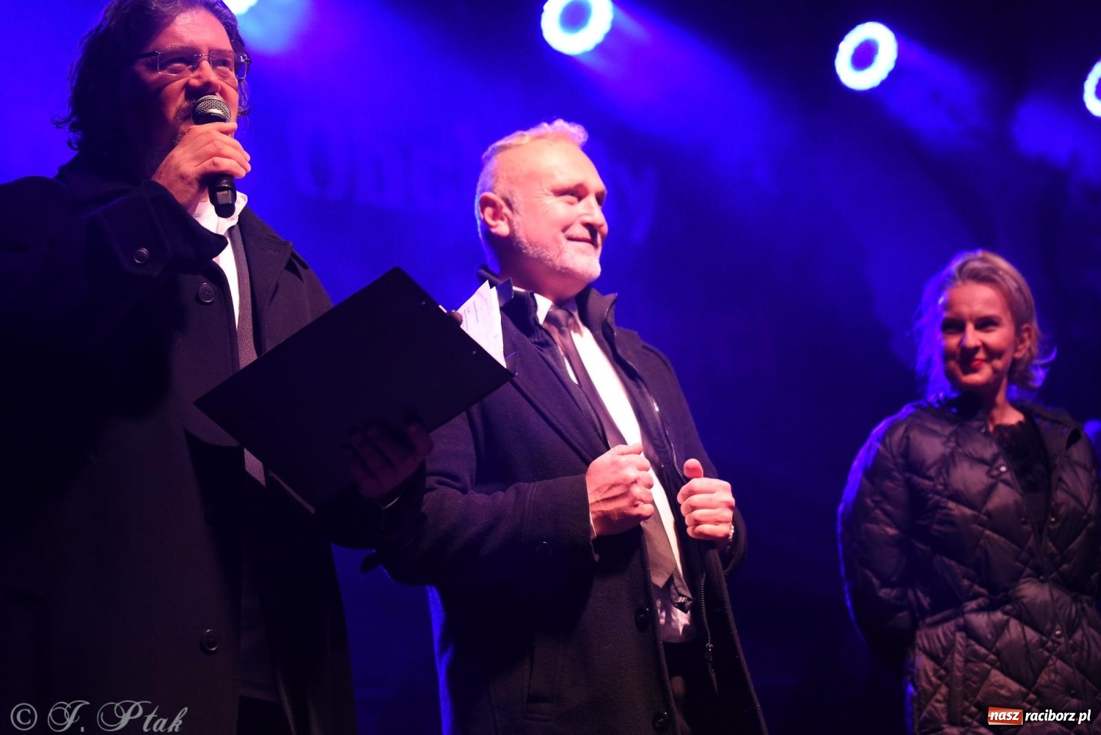 Zdjęcie w galerii na portalu naszraciborz.pl: Rafał Brzozowski w Raciborzu. Patriotycznie i przebojowo wiadomości z regionu