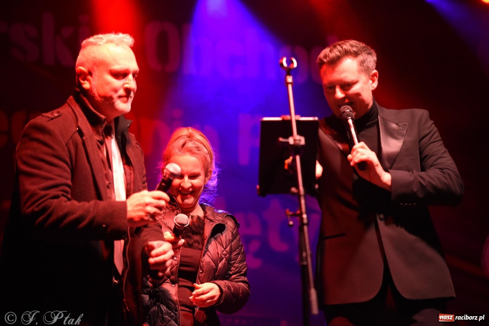 Zdjęcie w galerii na portalu naszraciborz.pl: Rafał Brzozowski w Raciborzu. Patriotycznie i przebojowo wiadomości z regionu