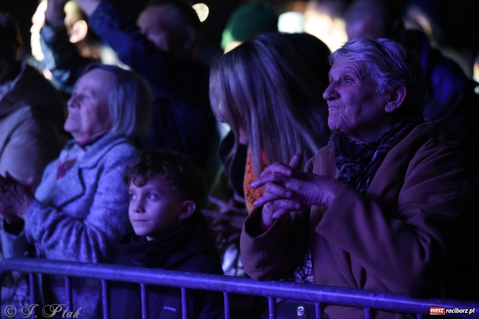Zdjęcie w galerii na portalu naszraciborz.pl: Rafał Brzozowski w Raciborzu. Patriotycznie i przebojowo wiadomości z regionu