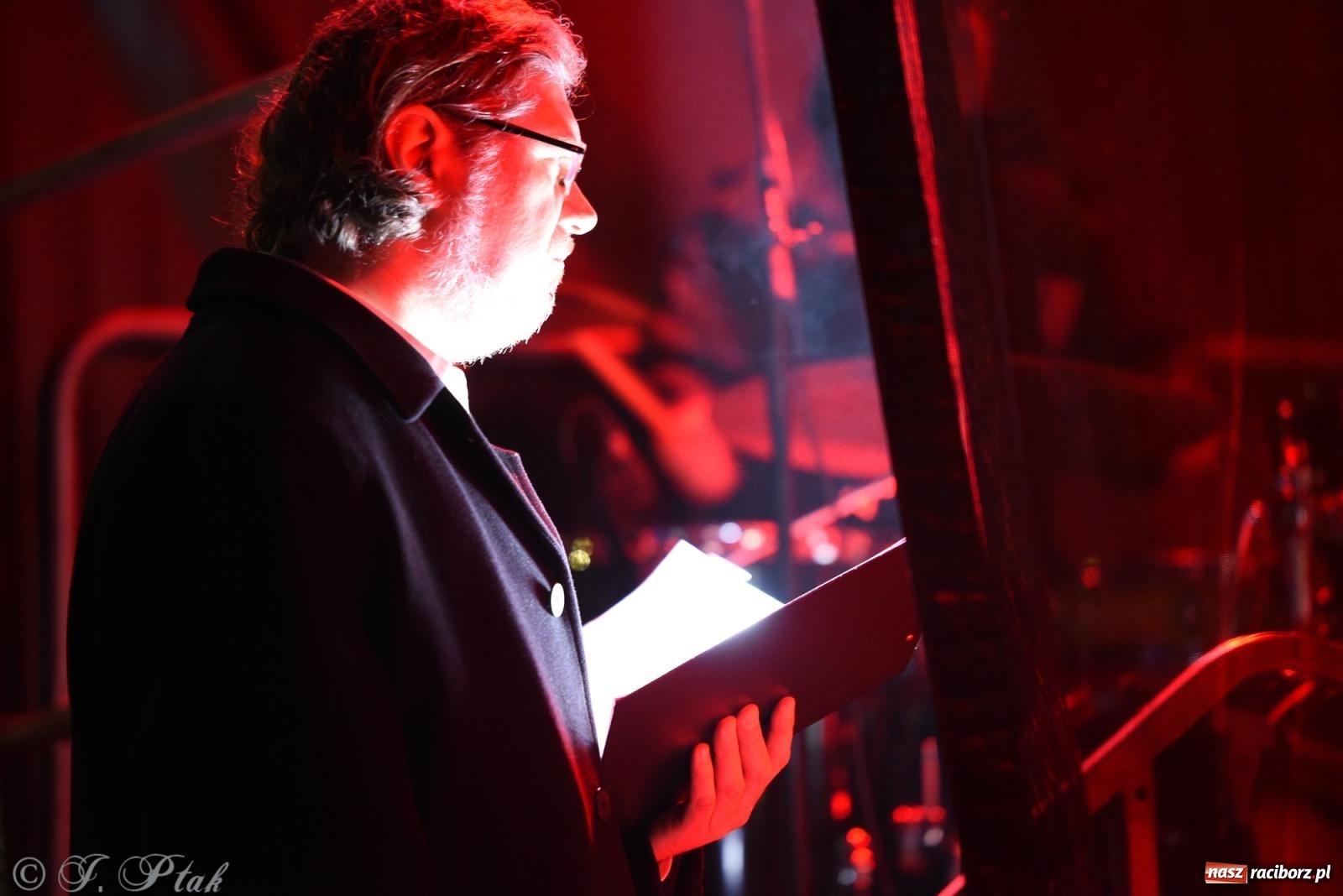 Zdjęcie w galerii na portalu naszraciborz.pl: Rafał Brzozowski w Raciborzu. Patriotycznie i przebojowo wiadomości z regionu